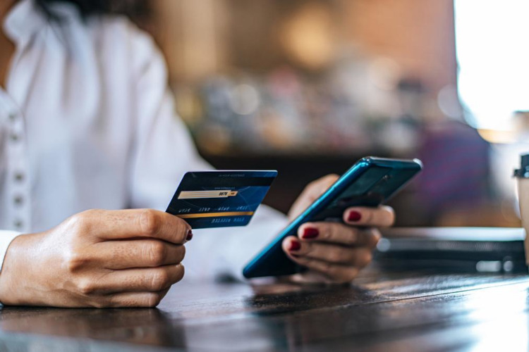 Notaria, avisa a quienes mandan bizums recurrentes - El hecho imponible existe y se llama donación 1