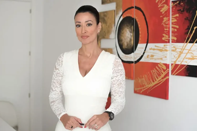 maria-cristina-clemente-buendia-notaria_750x500